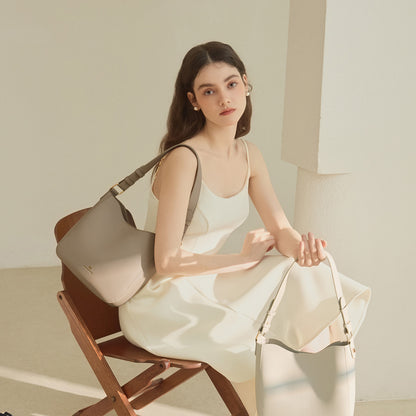 Mossdoom Rhiny Tote Bag – กระเป๋าโท้ทผู้หญิง พร้อมซิปและตัวล็อกแม่เหล็ก